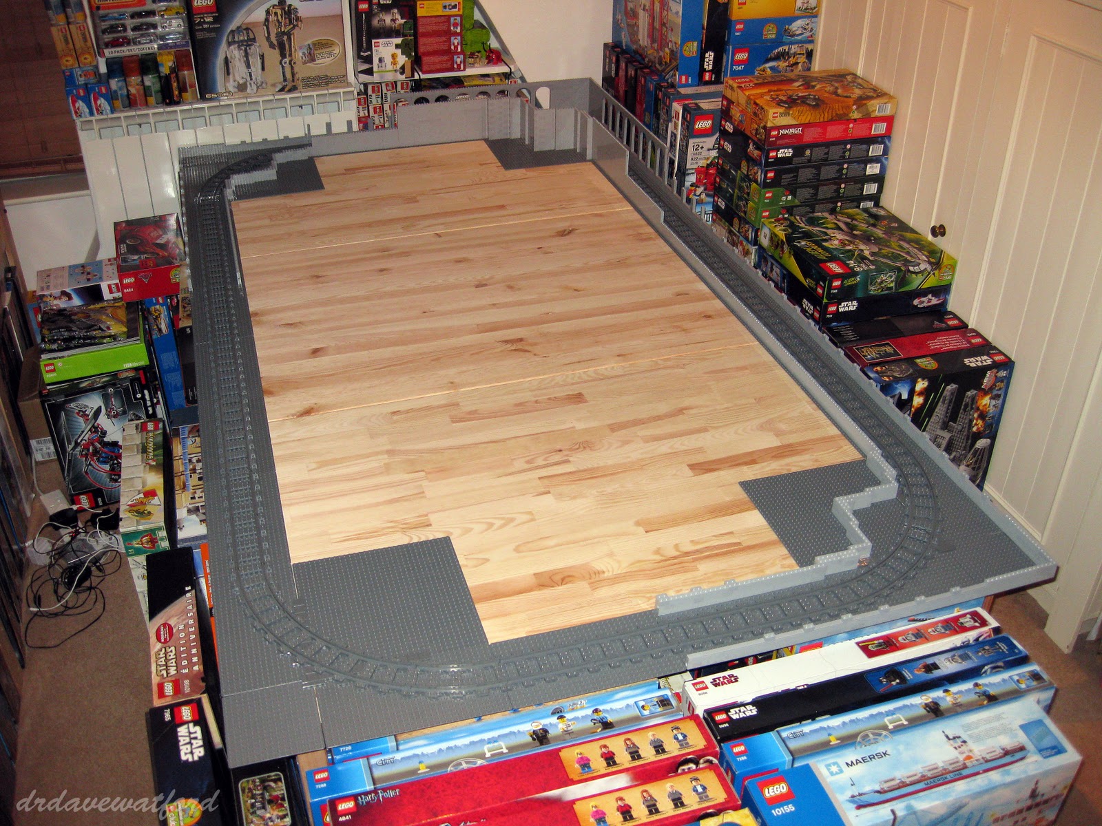 Lego city top train layout